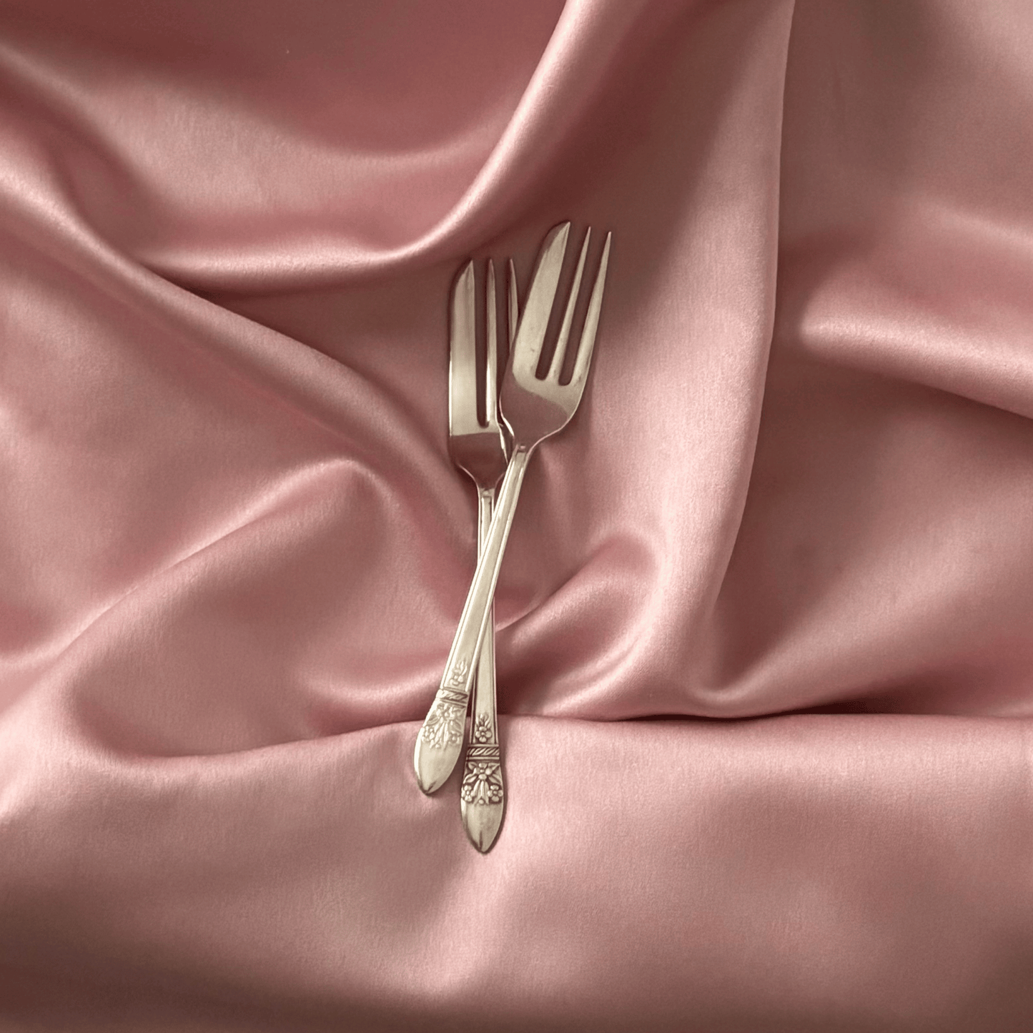 Set of 2 Personalised Vintage Cake Forks