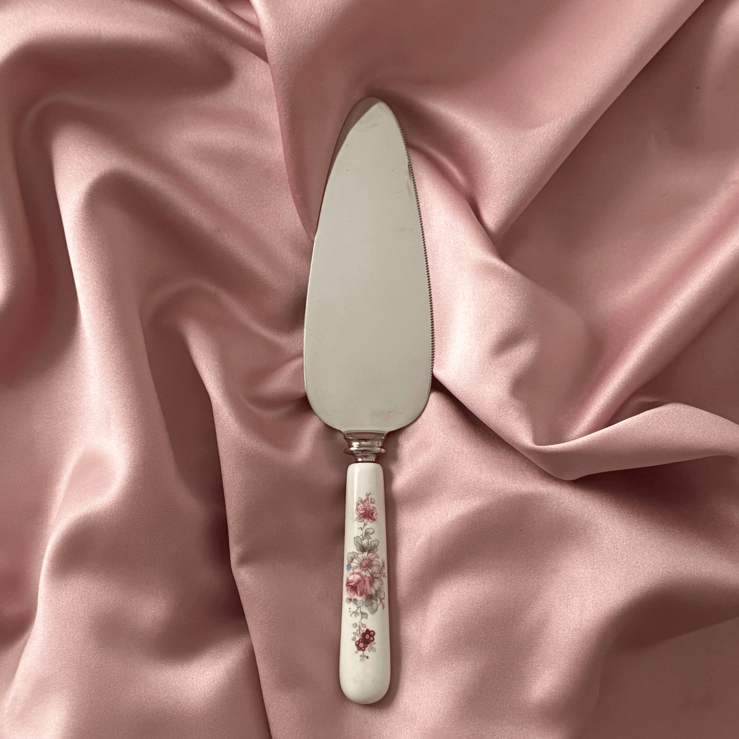 Personalised Vintage Cake Slice | China Handle with Flowers