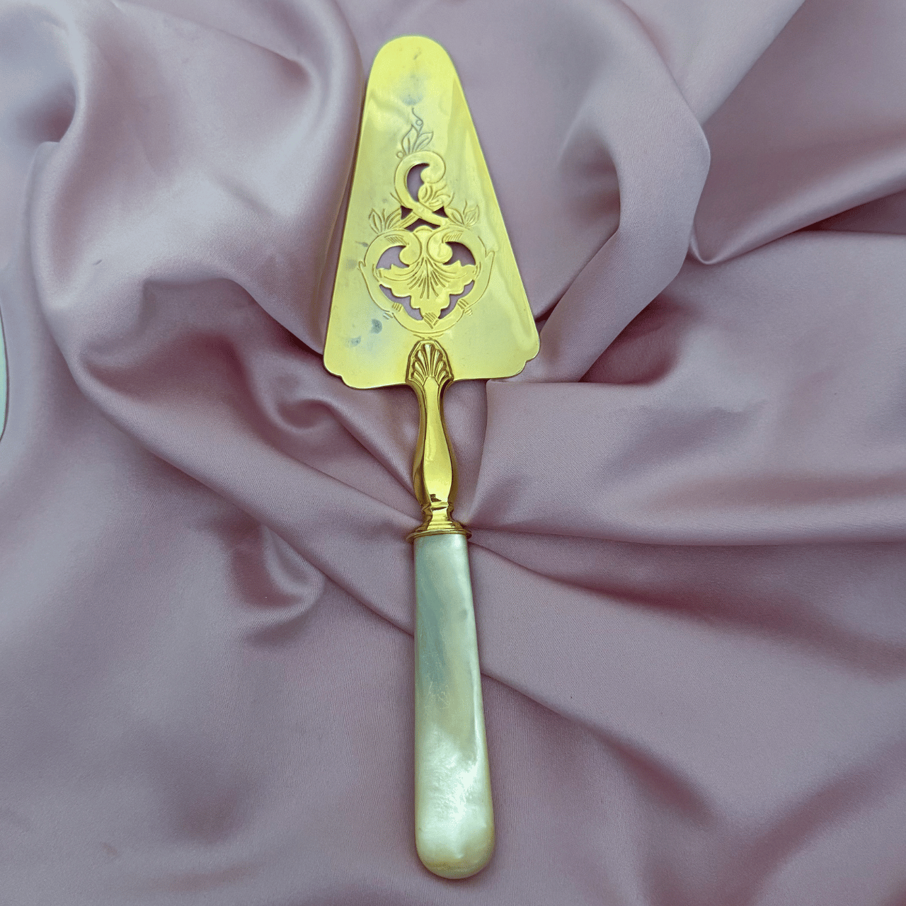 Personalised Vintage Cake Slice | Gold